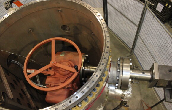 Birds-eye view of a large nuclear component ready for testing