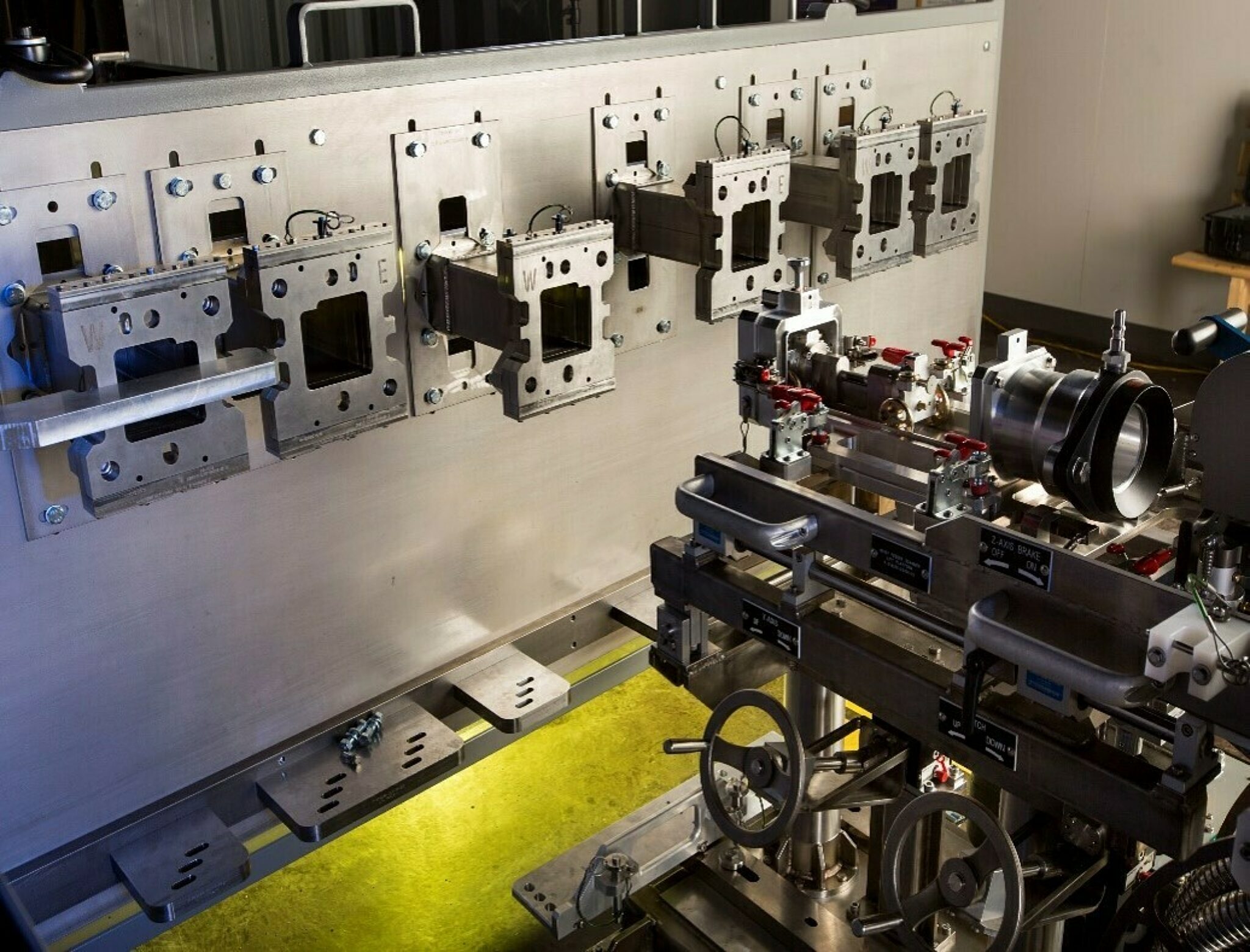 Photograph of a feeder scanner system for a CANDU reactor