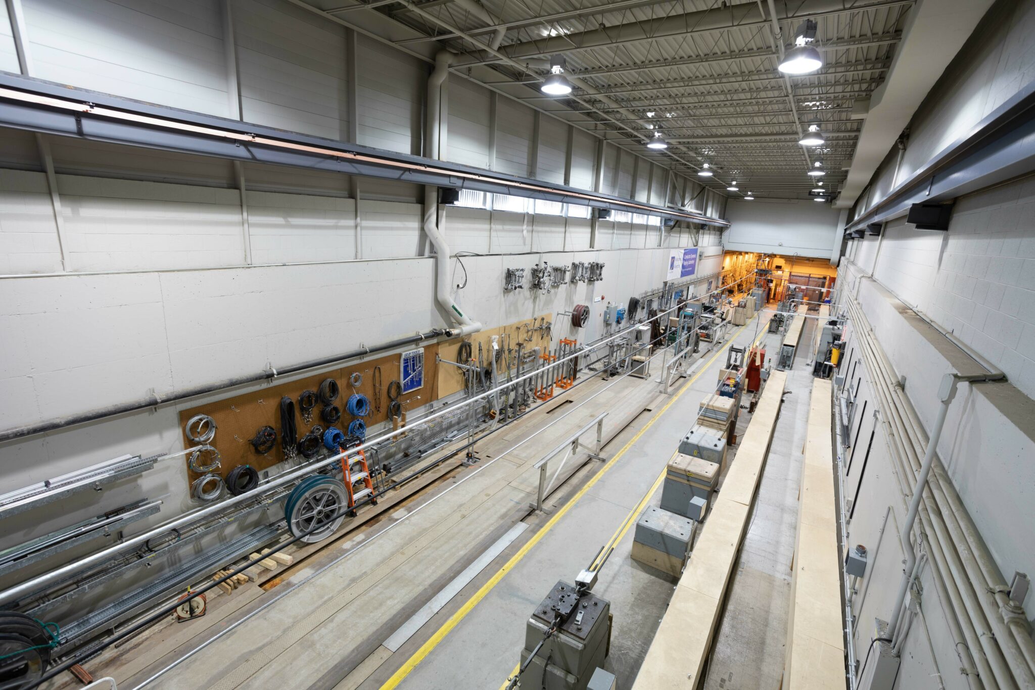 Kinectrics conductor testing lab