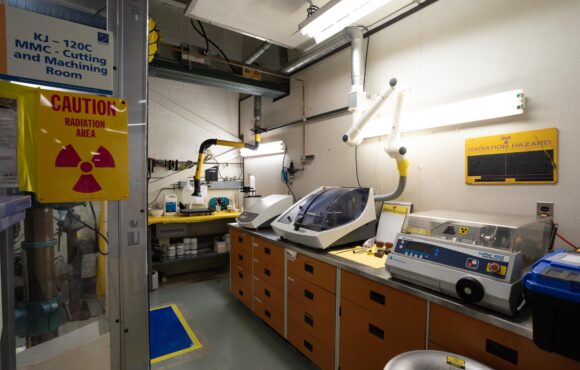 Photograph of the radioactive lab's cutting and machining room